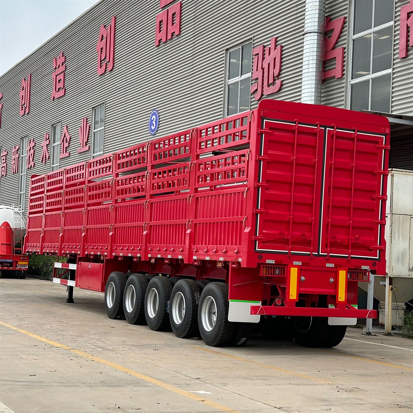 5 Axle 60T Bulk Cargo Fence Semi Trailer Side Wall Semi Trailer